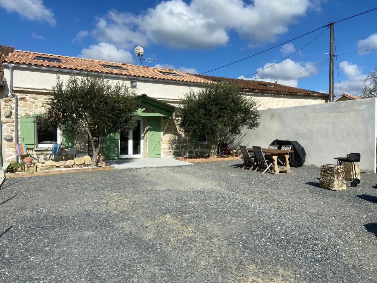 Maison De Charme Au Coeur Des Vignes Et Gironde Gauriac Eksteriør bilde